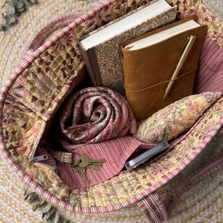 Amber Wine Tote Bag with Zip Closure