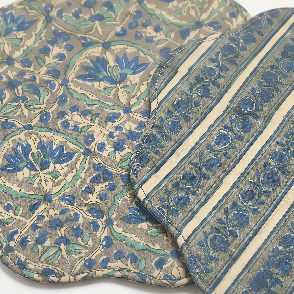 Reversible Sage Medallion Mats