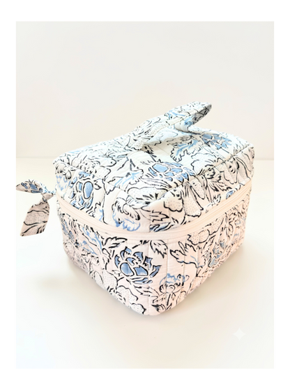 Sketchbook Meadow Travel Pouch